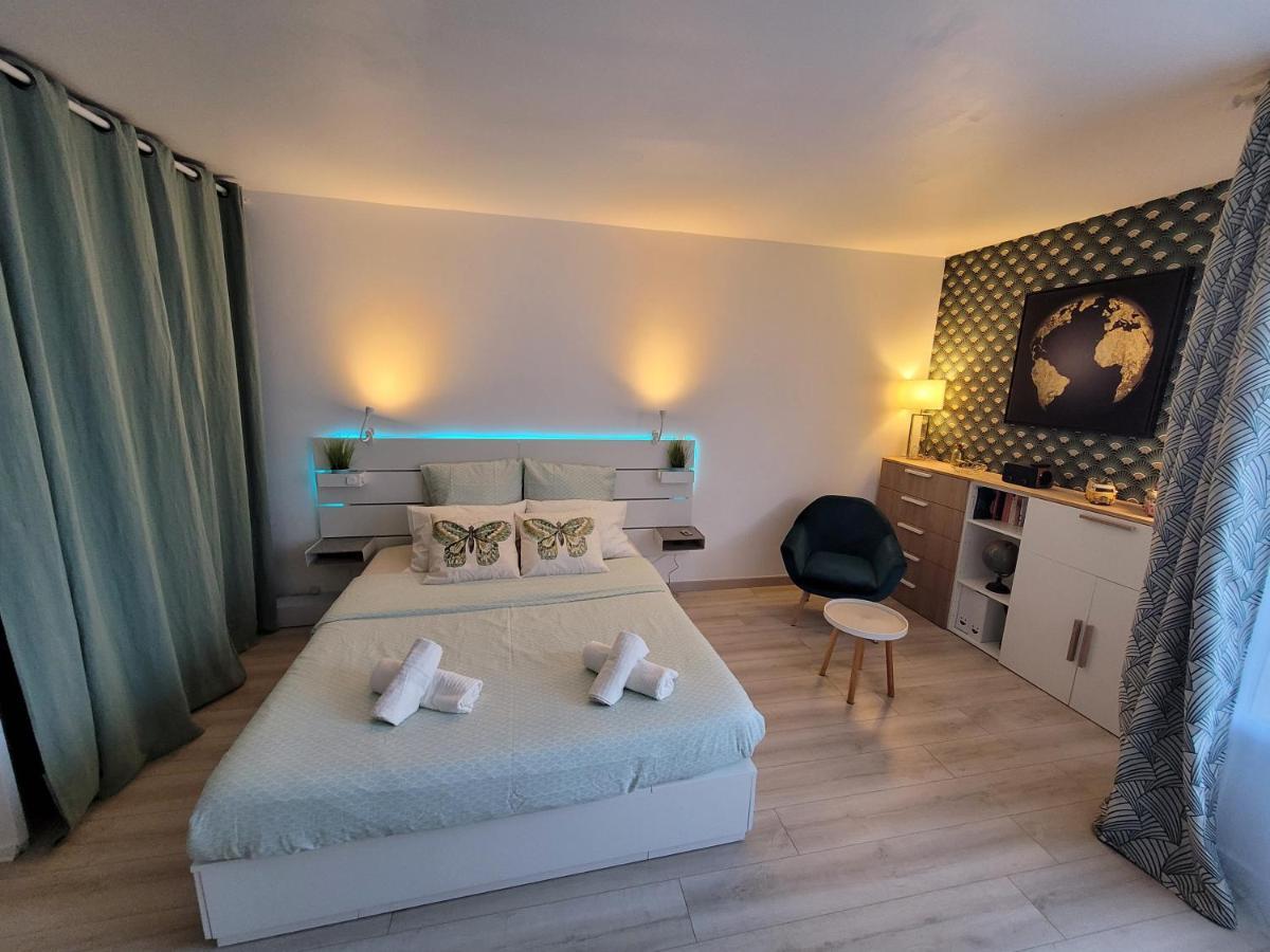 Studio bien équipé, situé en hyper centre Vendôme Esterno foto